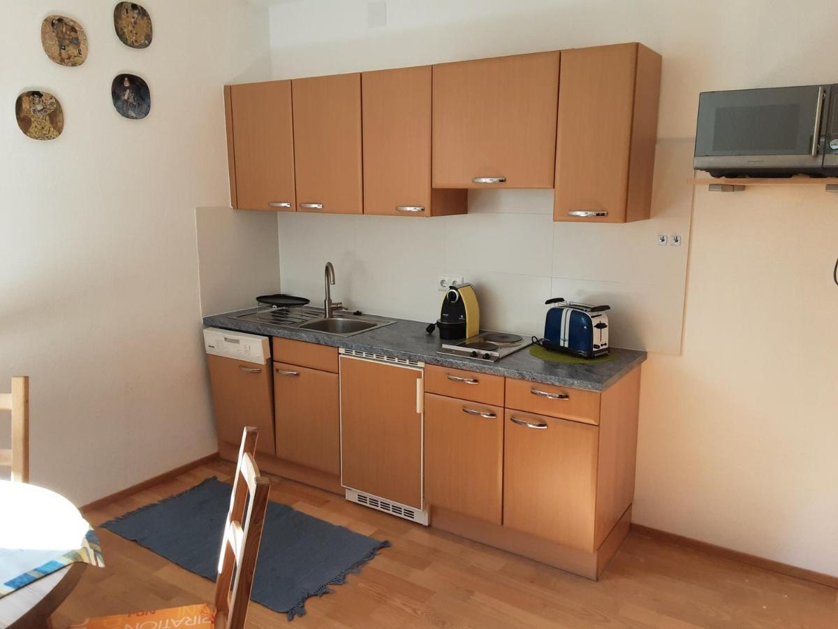 Apartment - Ferienwohnung 2 Treffen Am Ossiachersee Exteriér fotografie
