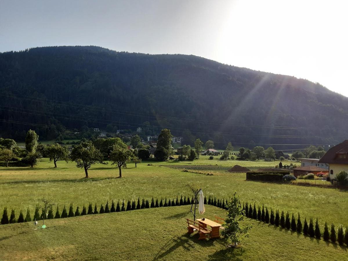 Apartment - Ferienwohnung 2 Treffen Am Ossiachersee Exteriér fotografie